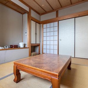 Japanese-Style Room Toilet Non-Smoking